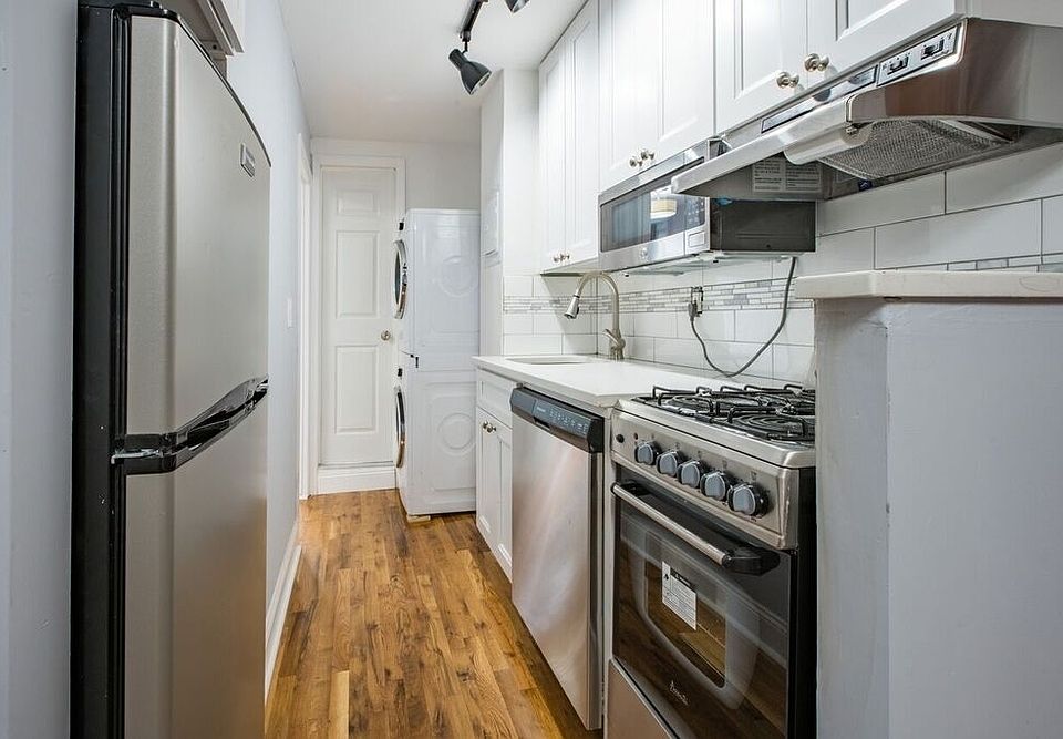 1st image of 520 E 6th St APT 5