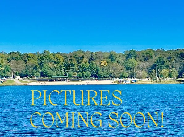 92 Hemlock Trl, Gouldsboro, PA 18424