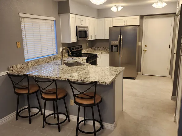 4118 E Woodland Dr, Phoenix, AZ 85048