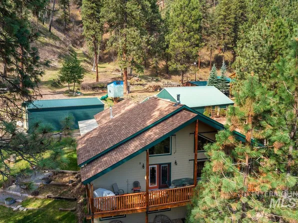 182 Southfork Rd, Garden Valley, ID 83622