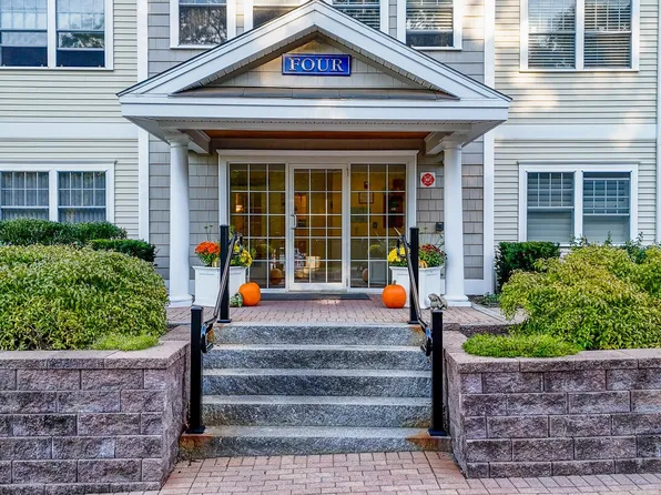 4 Sterling Hill Lane #435, Exeter, NH 03833