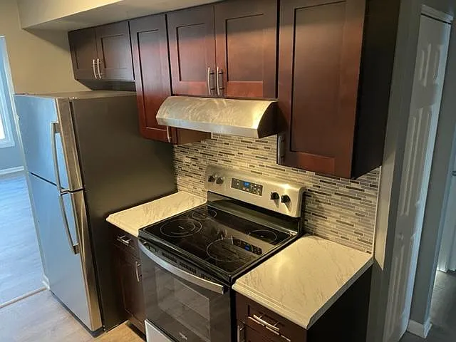 642 Melrose Ln #1 — Photo 20