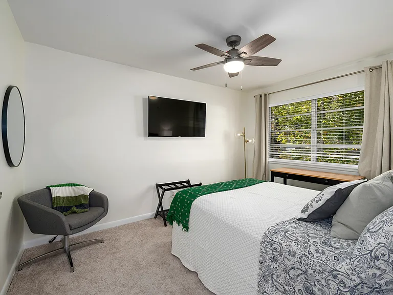 3984 Christopher Dr — Photo 21
