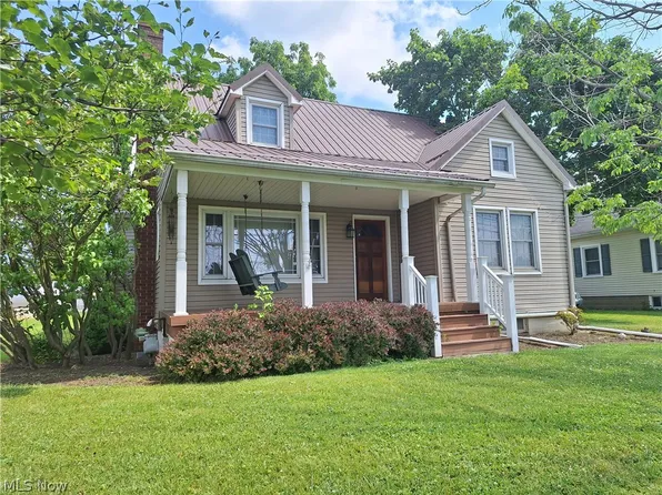 14835 Hillcrest Ave, Middlefield, OH 44062