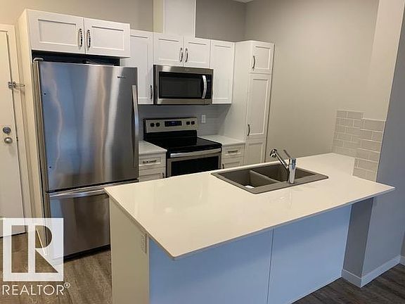 3rd image of 1818 Rutherford Rd SW #153