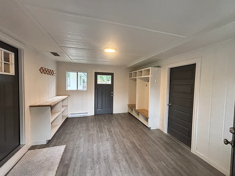 320 Parkway Cir N — Photo 23