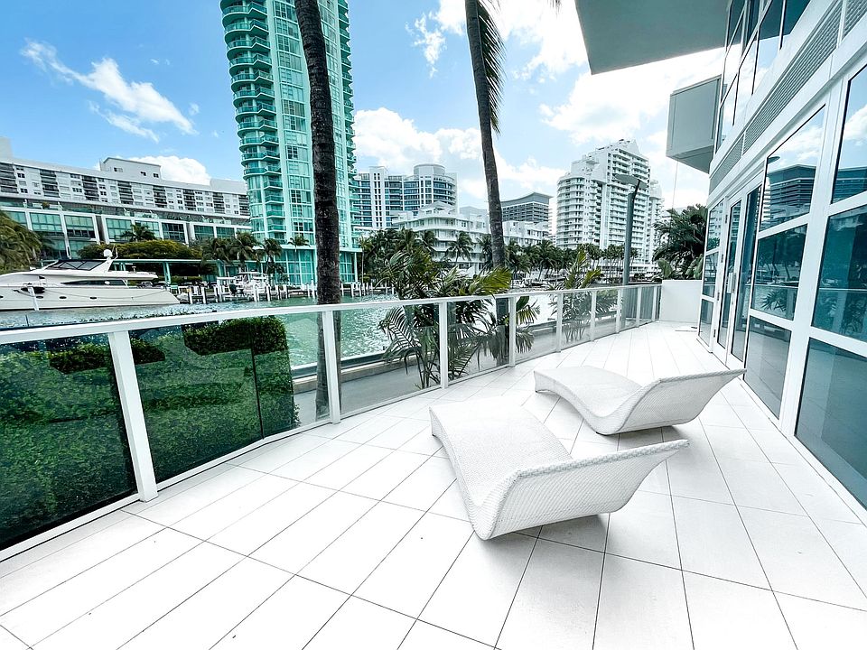 1st image of 6103 Aqua Ave