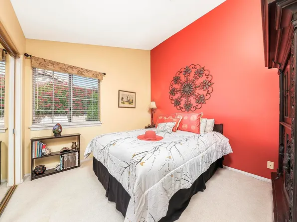 5618 Gardendale Ln, Palmdale, CA 93551