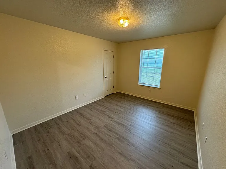 2609 Vernice Loop — Photo 14