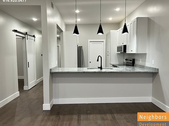 2nd image of 129 E Main Ave #2A