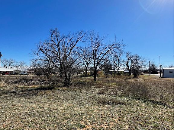 3rd image of 300 Starkey St