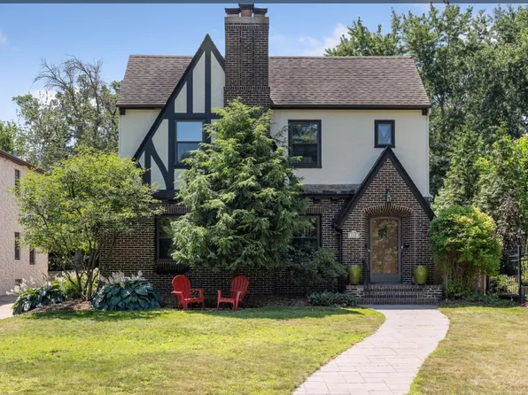 215 W Minnehaha Pkwy #2, Minneapolis, MN 55419