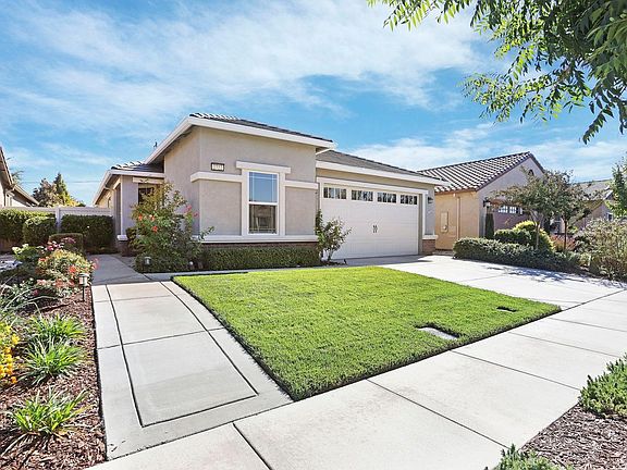 2nd image of 2722 Roseberry Ave