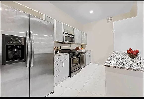 1st image of 257 Water St #2