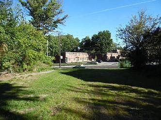 1st image of 10604 Woodland Ave