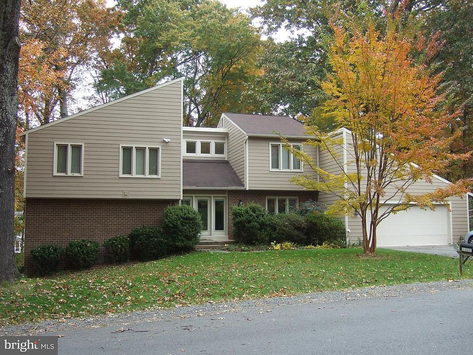 1st image of 11692 Fox Glen Dr