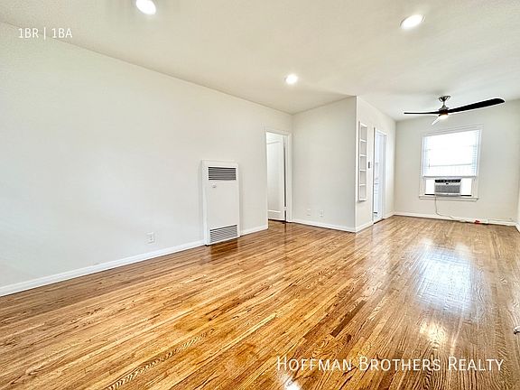 5th image of 11510 Cumpston St #7
