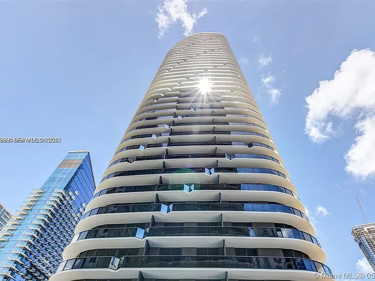 55 SW 9th St #2903 — Photo 16
