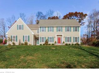 152 Hogs Back Rd, Oxford, CT 06478