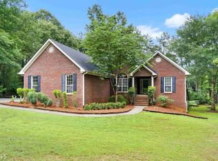 1211 Maplewood Cir, McDonough, GA 30252