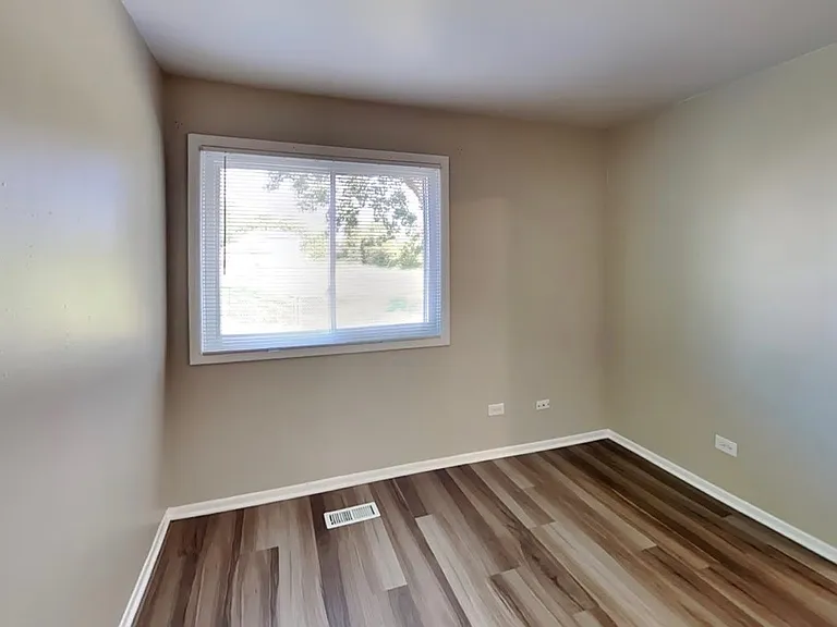 6793 Red Wing Dr — Photo 8