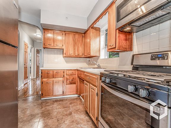 5th image of 1571 E 57th St #2