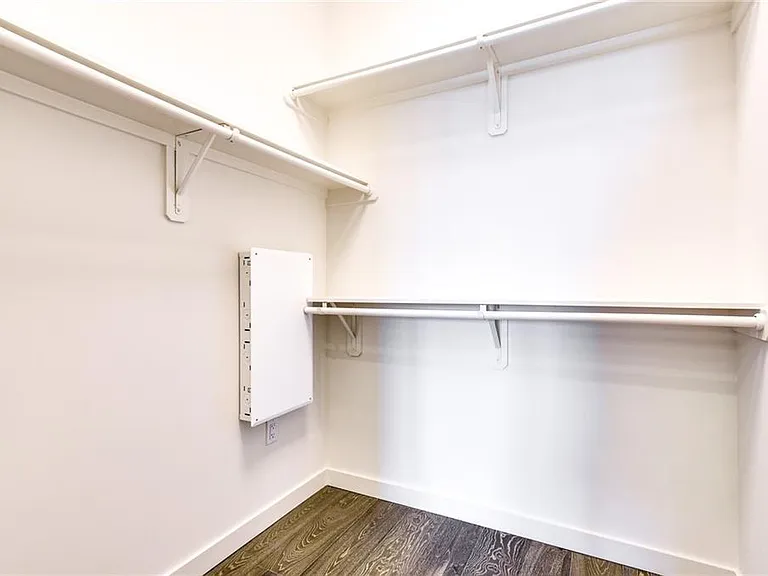800 Embassy Dr #420 — Photo 26