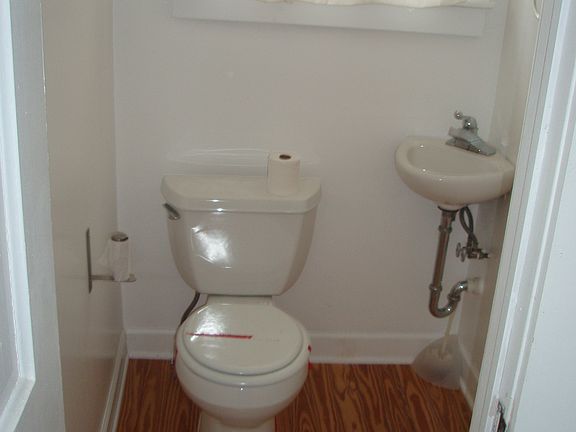 5th image of 316 Pearl St