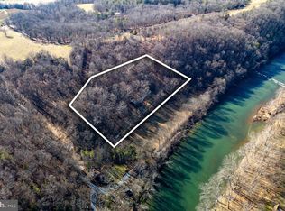 1065 Carvell Rd, Rileyville, VA 22650