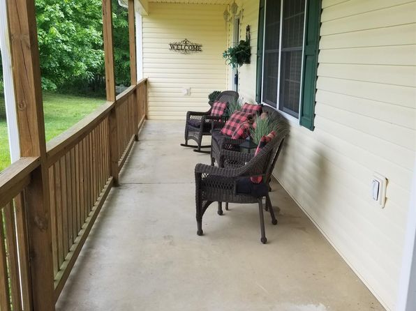 6576 Blue Springs Rd, Cadiz, KY 42211