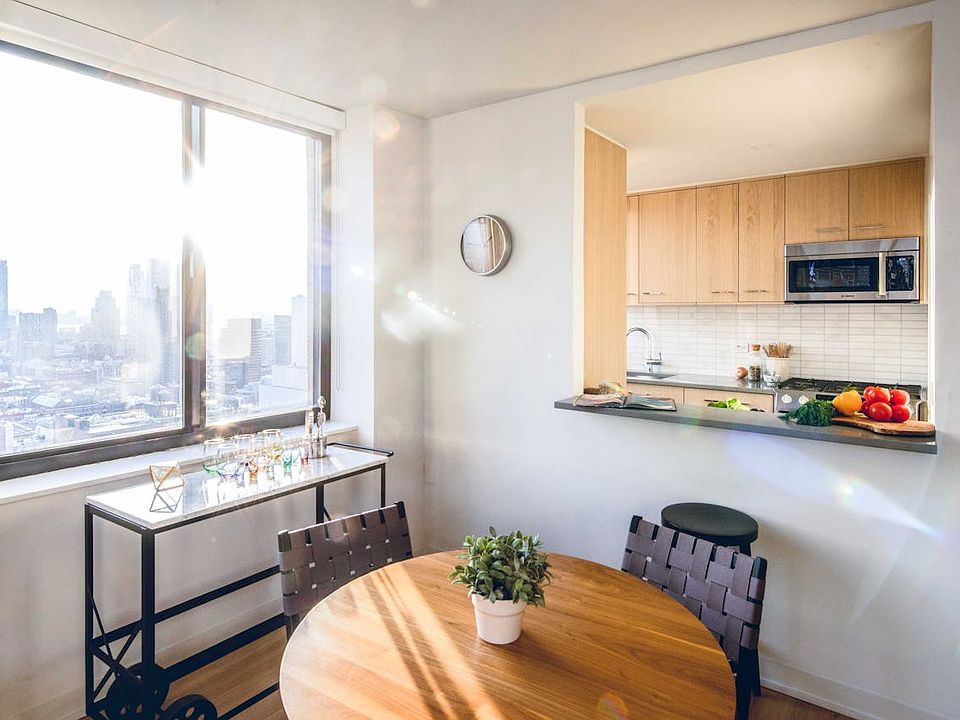 1st image of Columbus Cir #N50a