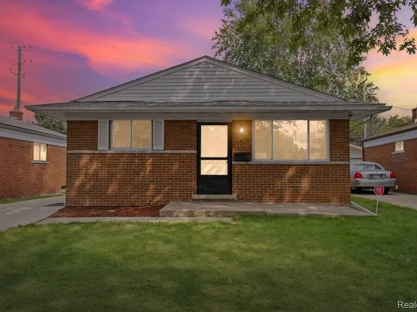 7519 Superior Ave, Center Line, MI 48015