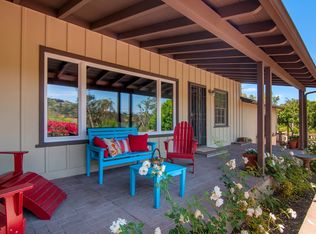 9840 Edgelake Dr, La Mesa, CA 91941