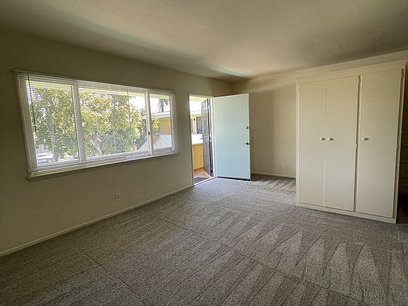 3rd image of 301 N Hollywood Way #N