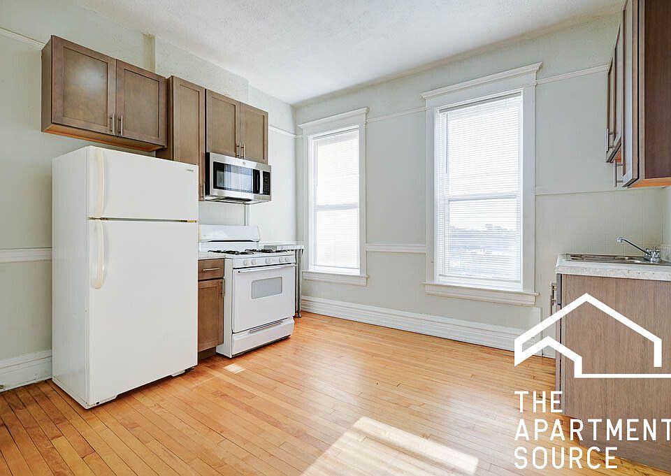 1st image of 2606 S Saint Louis Ave APT 4