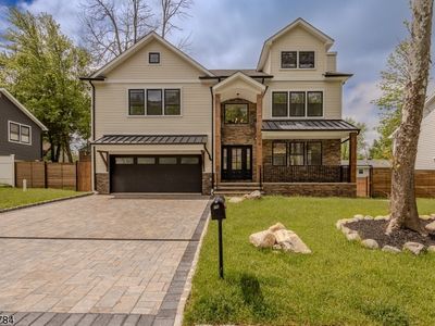 76 Glen Ave, Roseland, NJ, 07068