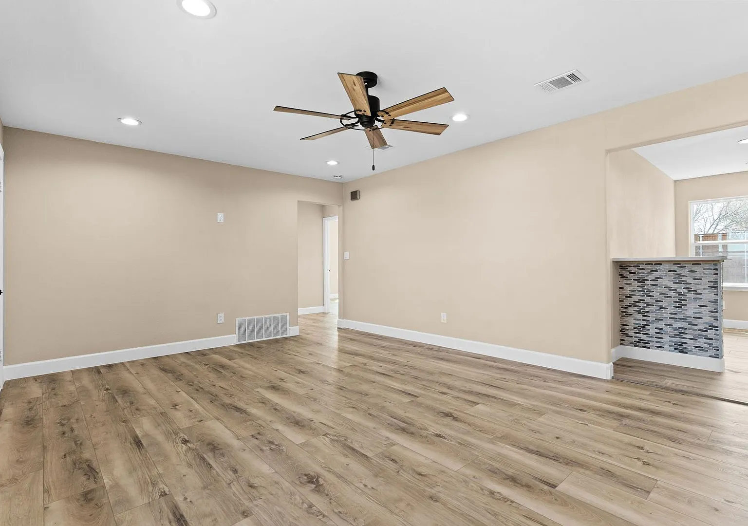 Fully Renovated — Photo 4