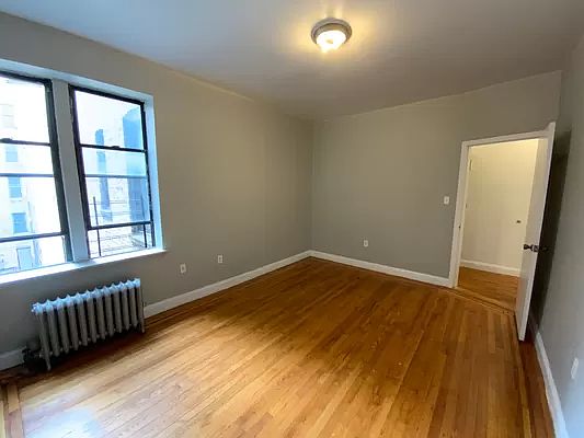 3rd image of 238 W 146th St #10B