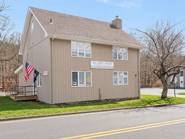 328 Green Pond Rd, Hibernia, NJ 07842