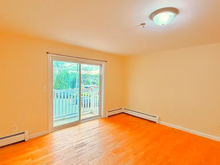 405 Main St #205 — Photo 6
