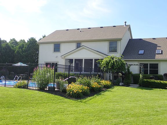 2nd image of 2596 Driftwood Ct