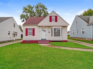 11016 McCracken Rd, Garfield Heights, OH 44125