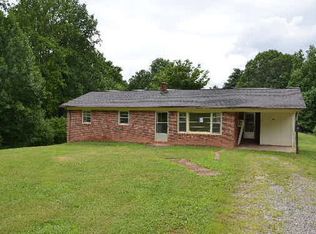 144 Robin Lane Rd, North Wilkesboro, NC 28659