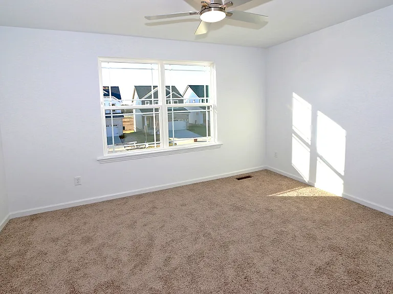 Upstairs Bedroom 2