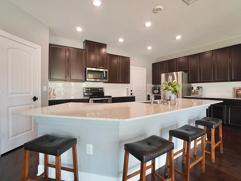 7016 Lickeen Ct — Photo 9