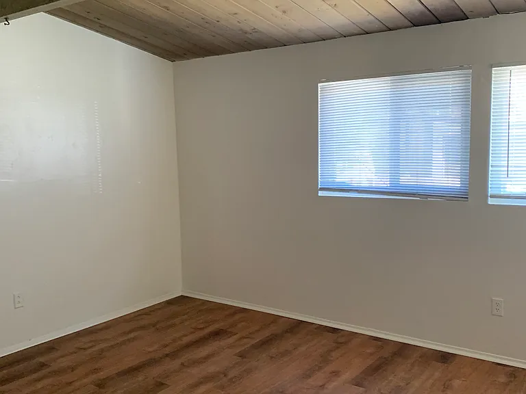 5519 Baja Dr — Photo 7