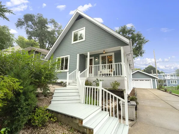 250 N 115th STREET, Wauwatosa, WI 53226