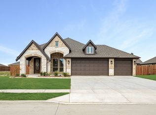 900 Willowbanks Dr, Nevada, TX 75173