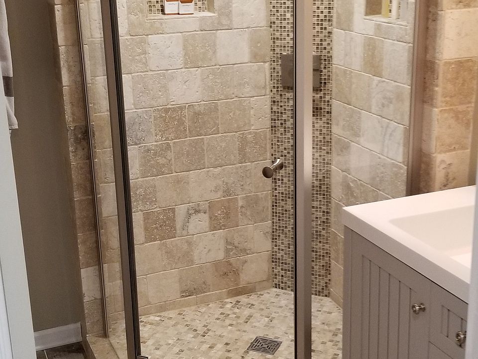 2nd image of 34841 Elm St