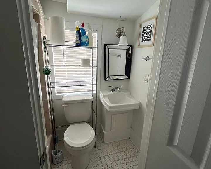132 King St #2 — Photo 10
